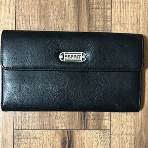 Women’s Black Esprit Wallet